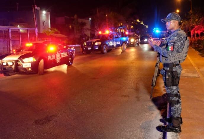 Pucnjava u striptiz baru u Meksiku, najmanje 15 osoba ubijeno