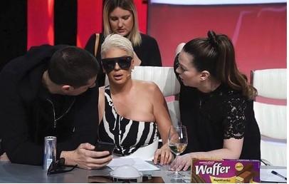 Jelena Karleuša sve vrijeme snimanja "Zvezda Granda" bila nervozna i oštra prema kandidatima