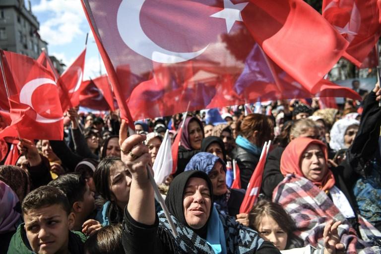 Turci danas glasaju, Erdoan bi mogao izgubiti velike gradove
