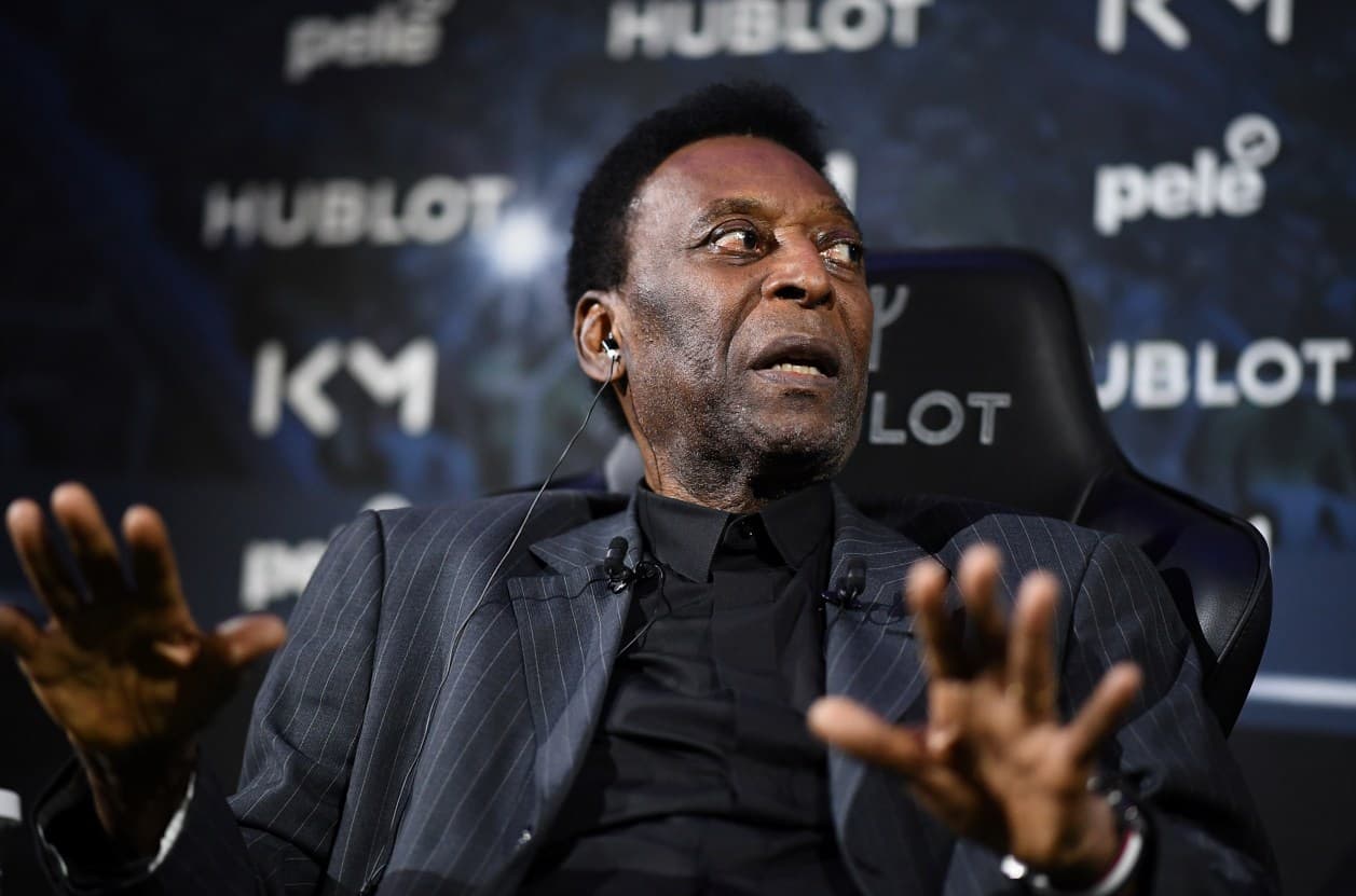 Legendarni Pele završio u bolnici