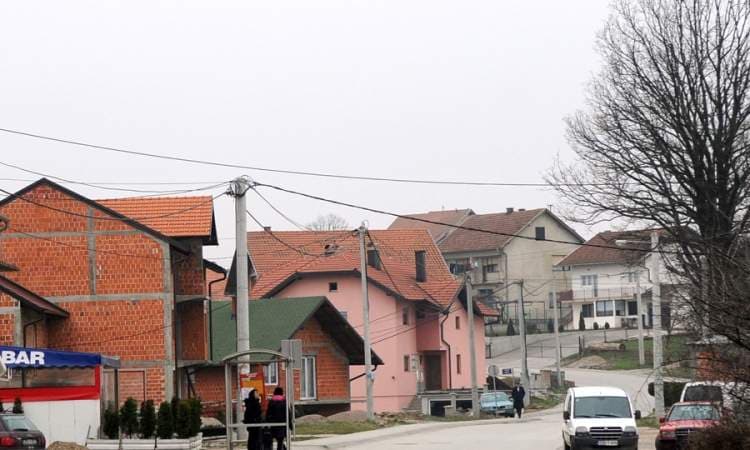 Krvava porodična drama: Nožem ubo brata dok je mjesečario?