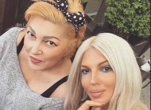 Prošlo je 40 dana: Jelena Karleuša odala počast majci na neobičan način