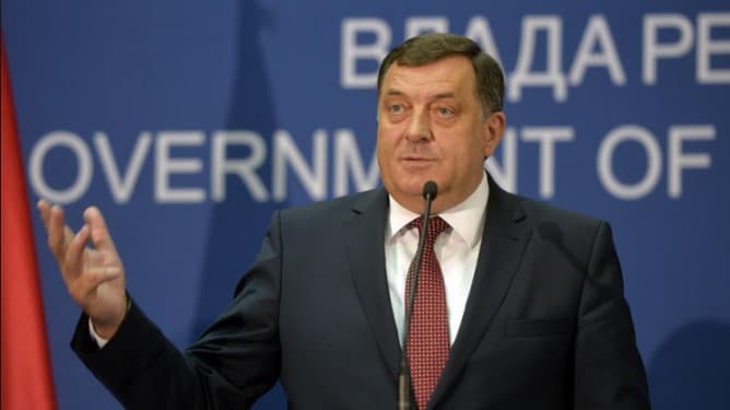 Dodik poručio da će papi Franji pričati o ustaškim zločinima nad Srbima