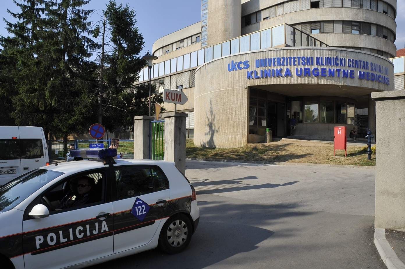 Prilikom vožnje unazad udario pješakinju