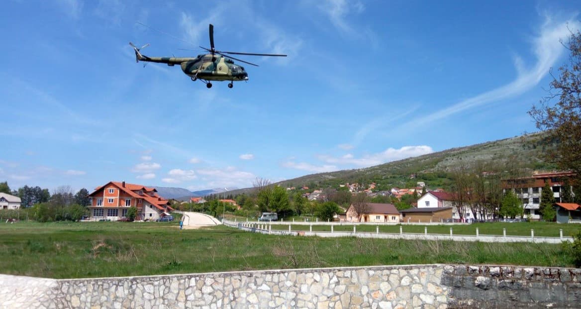 Uspješno obavljen helikopterski transport "pacijenta"