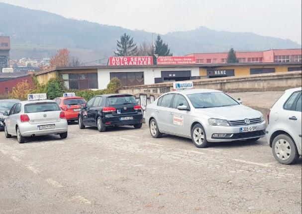 Tužilaštvo predložilo mjere zabrane za 18 uhapšenih članova komisije