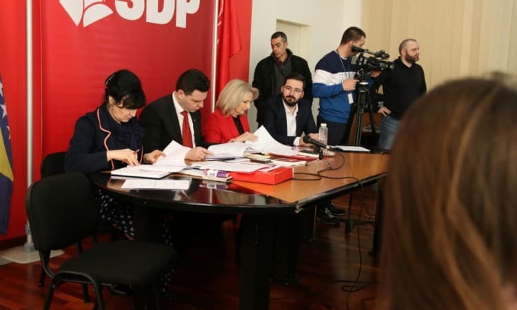 SDP BiH sutra o koaliciji sa SBB-om i PDA u Tuzlanskom kantonu