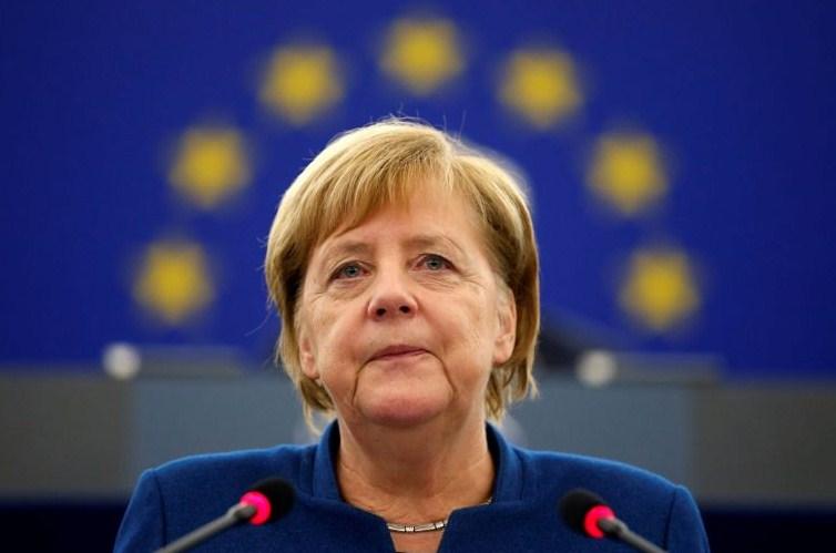 Angela Merkel želi Nijemce na najvišim pozicijama u EU, ali Brisel hoće samo nju