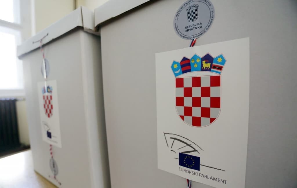 Hrvatska: Za 12 mjesta u Briselu bori se 396 kandidata sa 33 liste