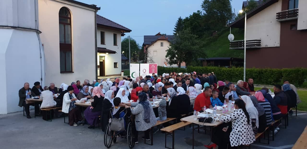 Organiziran iftar za šehidske porodice