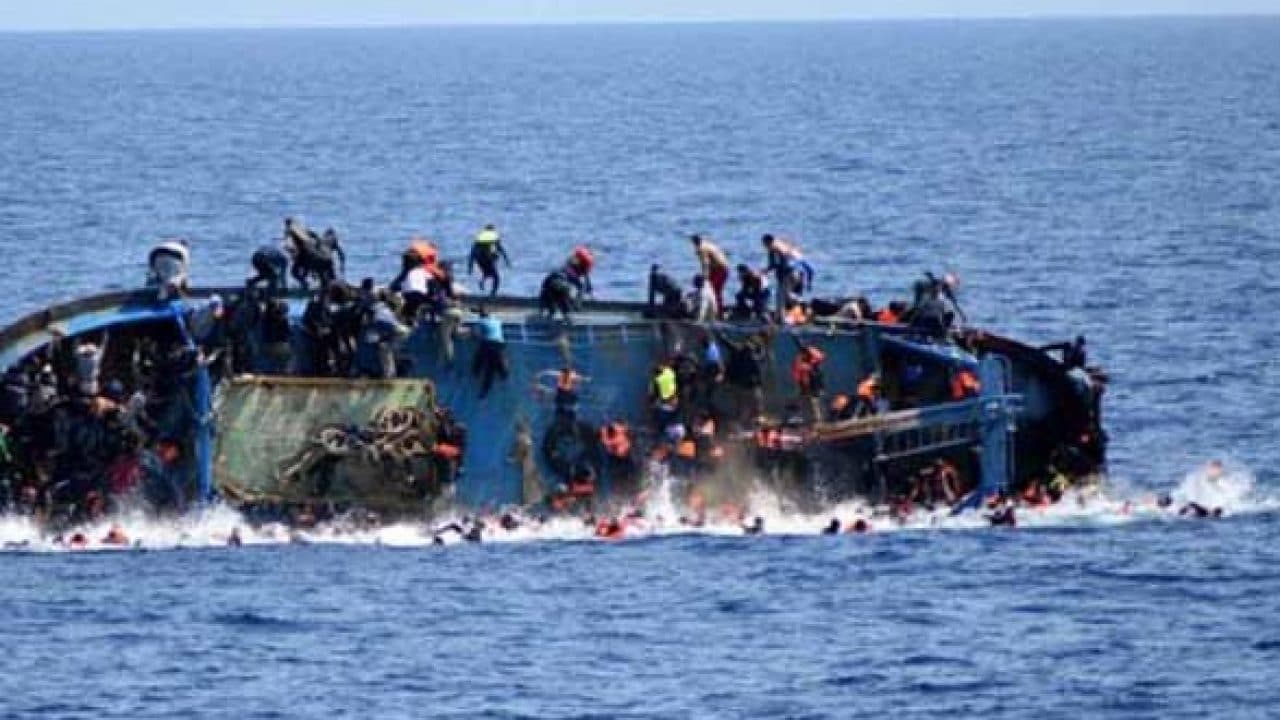 Dvoje migranata poginulo, 25 nestalo
