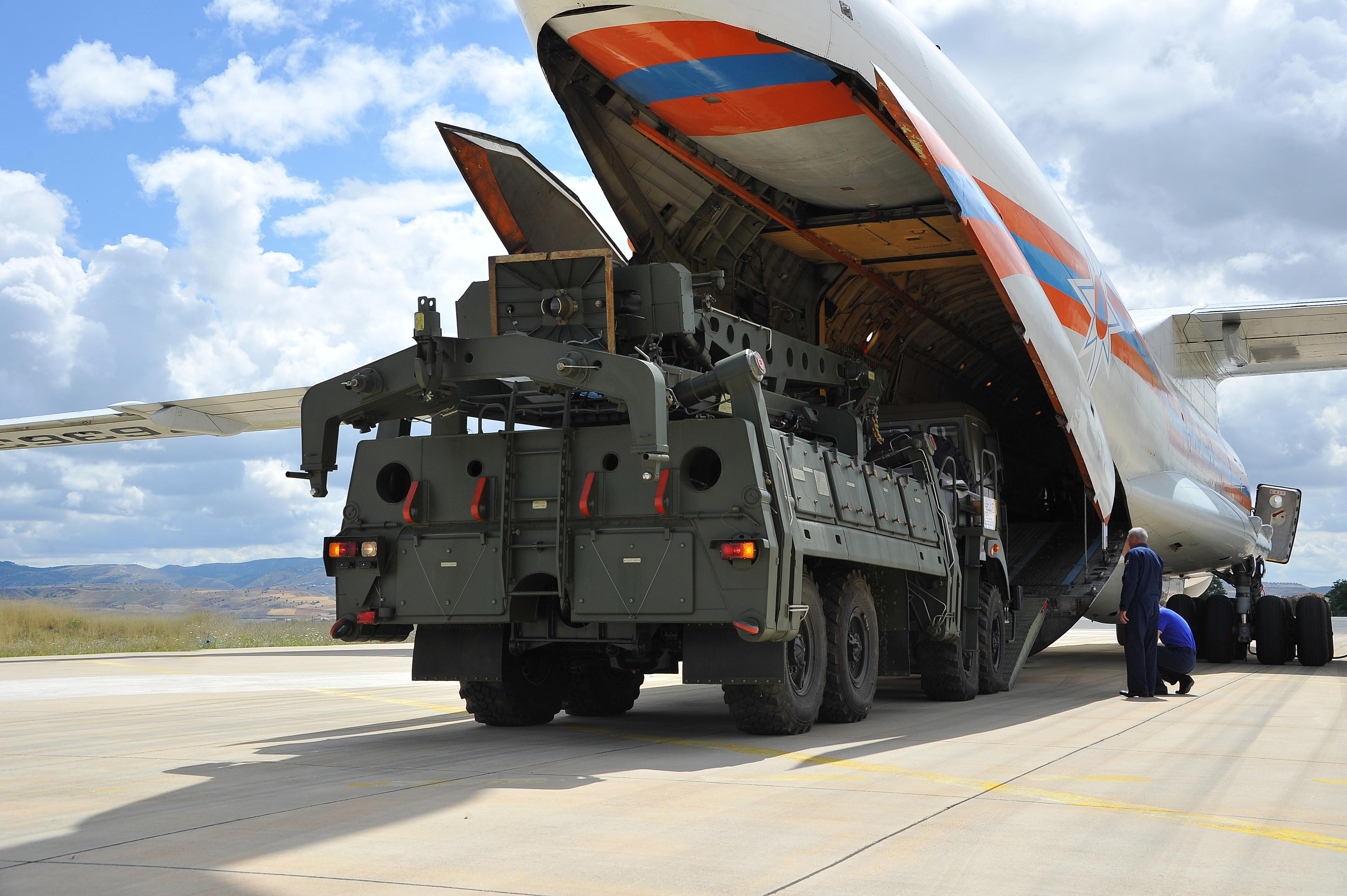 Sistem S-400 isporučen Turskoj: Uništava letjelice, krstareće i balističke projektile