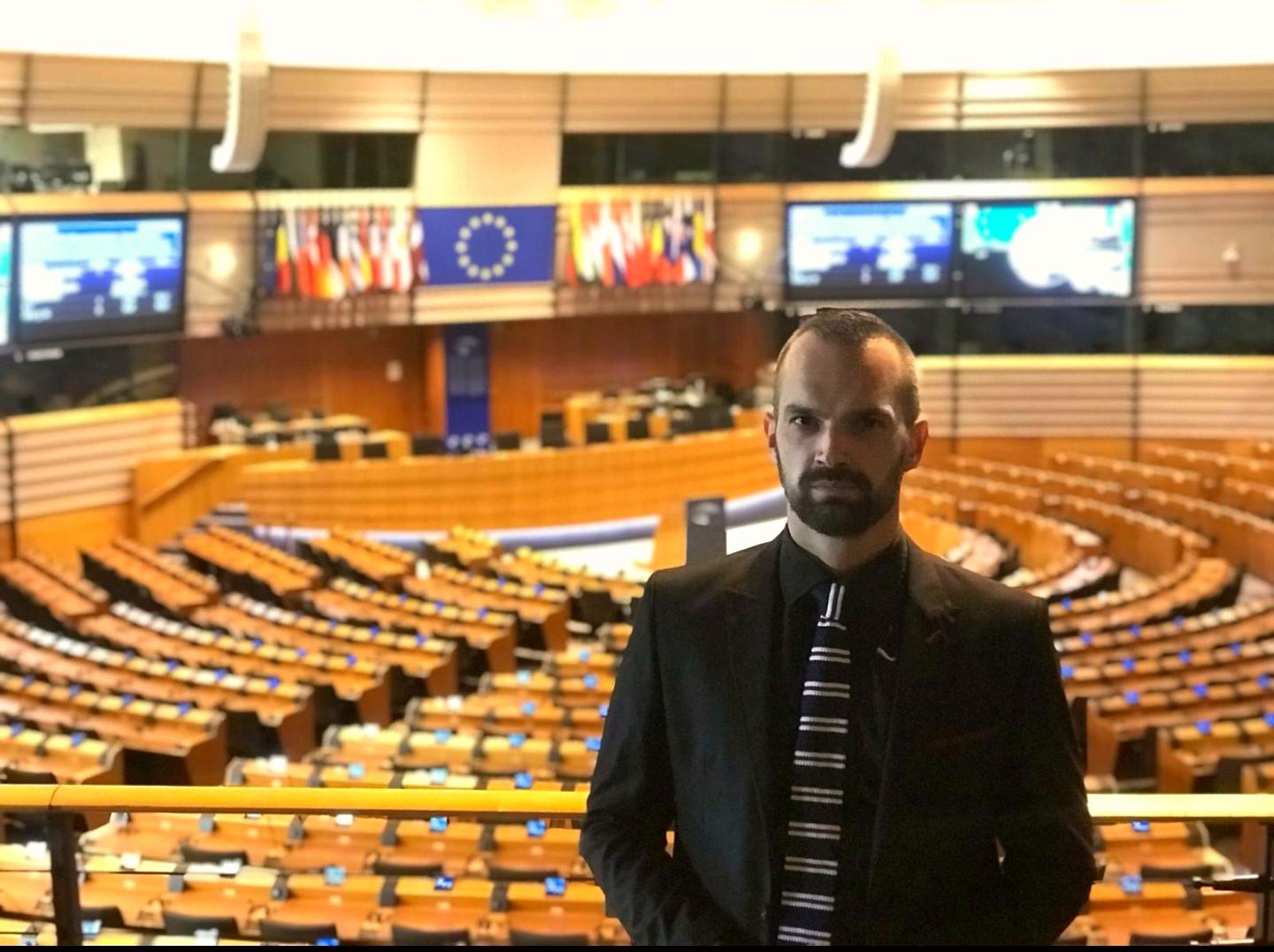 Edis Kavgić: Političar za primjer