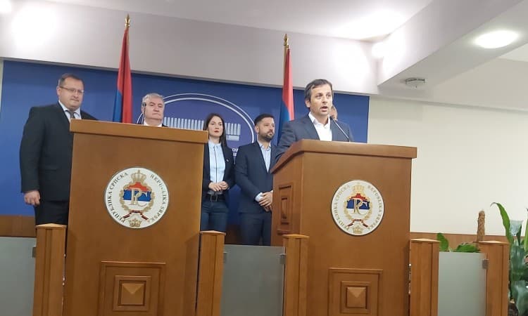 Opozicija pozvala građane na proteste: Ako nema pravde za ovaj narod, nema mira za vlast