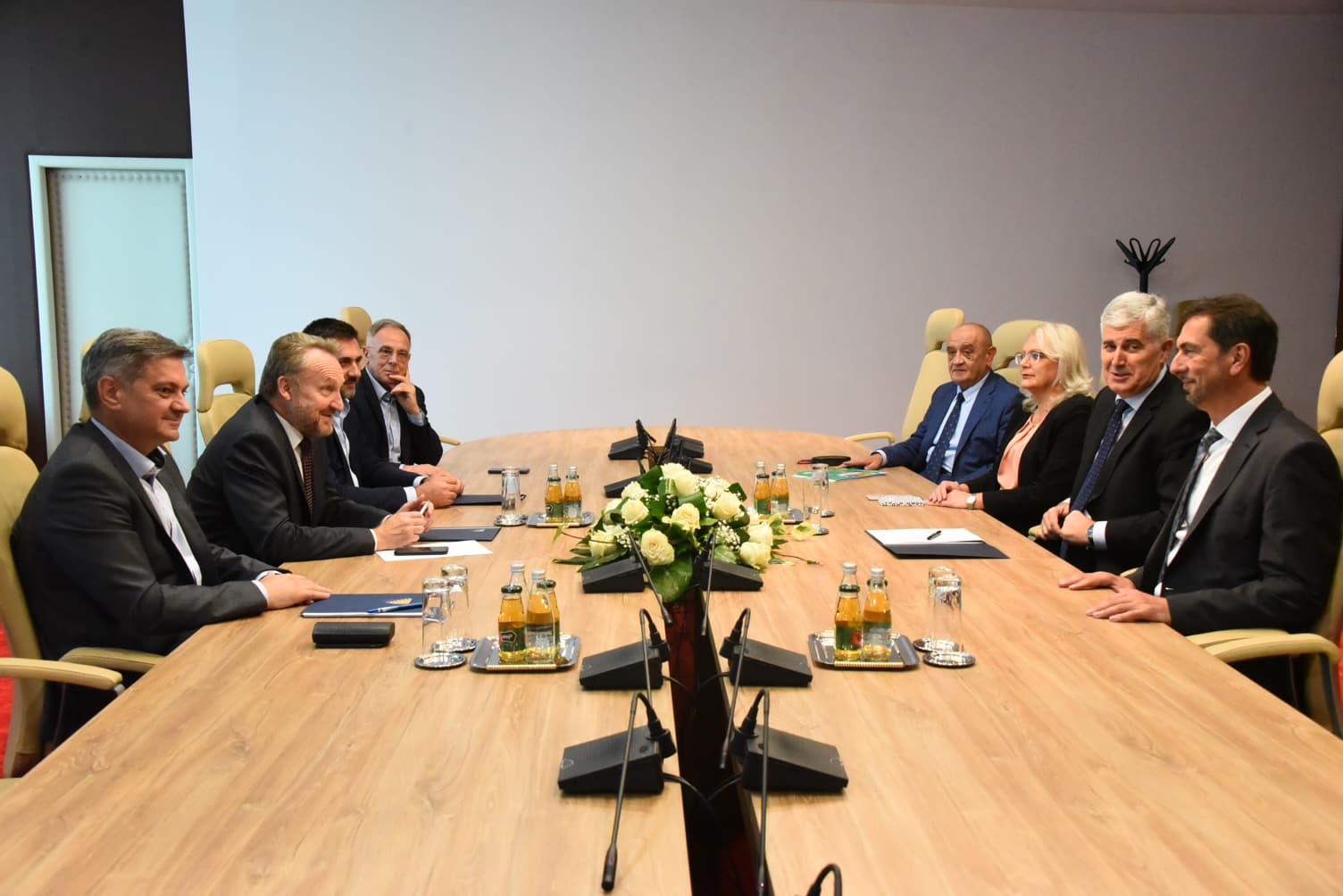 S današnjeg sastanka - Avaz