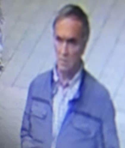 Policija traži pomoć: Prepoznajete li muškarca koji je ukrao pare s bankomata