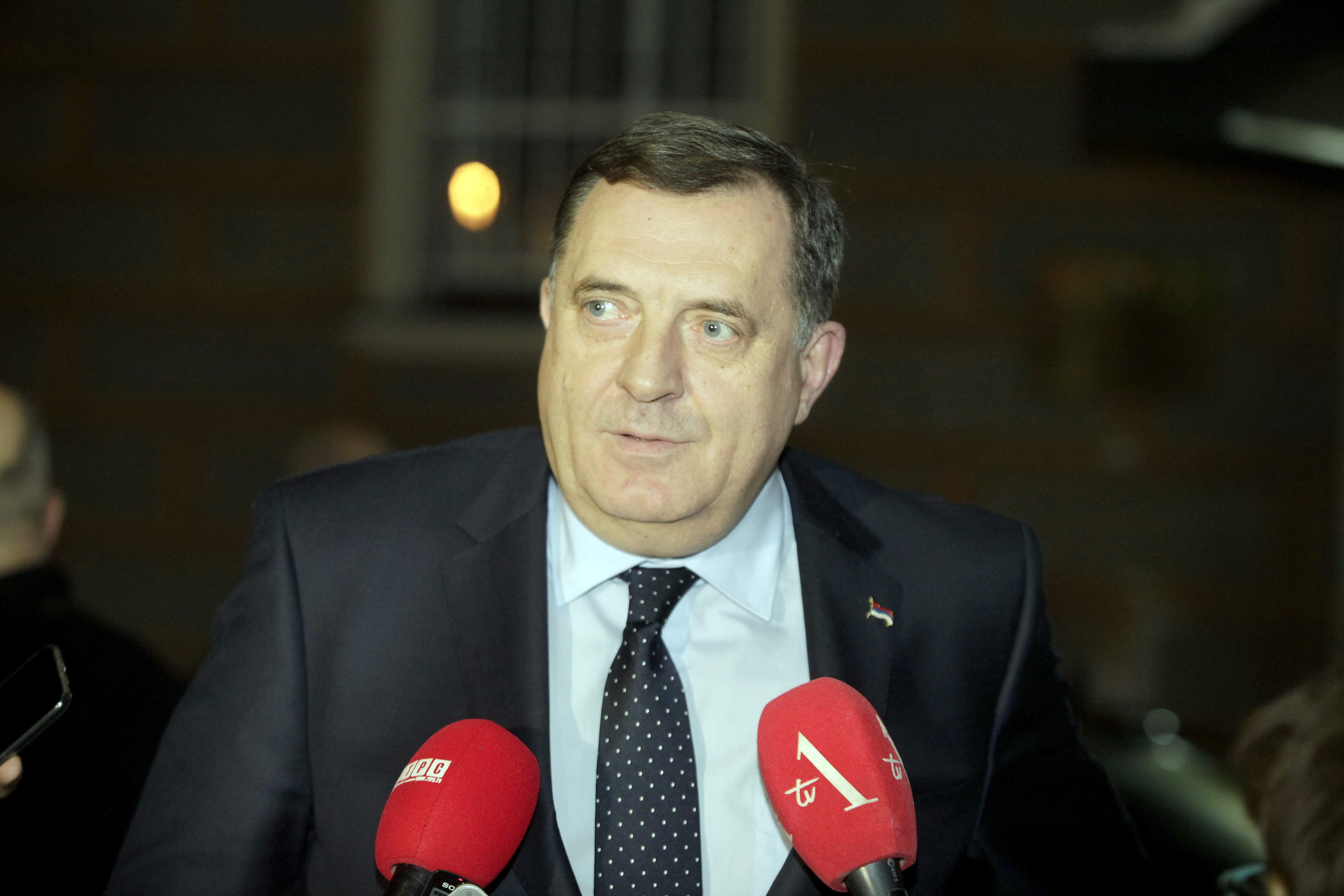 Dodik uoči sastanka u Beogradu: Ništa nije urađeno, živa je sramota ići tamo