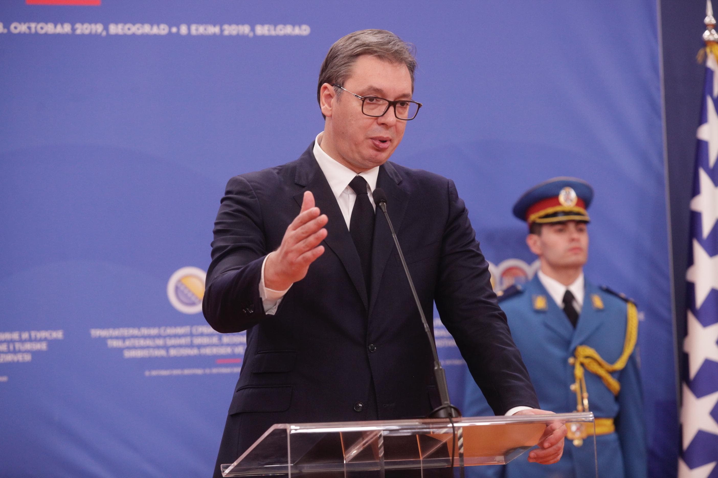 Vučić: Kao da je postojala neka nevidljiva ruka koja nije dozvolila da se grade putevi između Srbije i BiH
