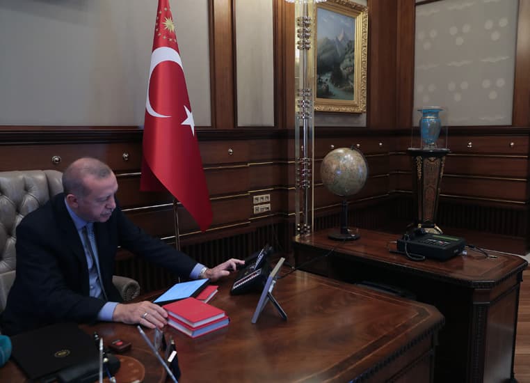 Pogledajte kako je Erdoan izdao vojnu naredbu za invaziju na Siriju