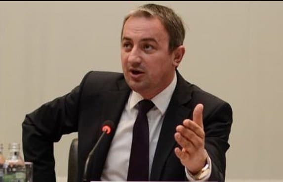 Borenović: Dodikova šizofrena politika otjerala je 300.000 građana iz RS