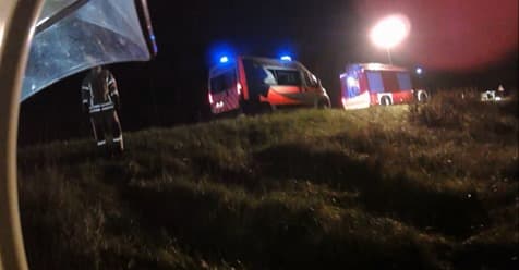 Pogledajte video: Posvađao se s djevojkom pa sletio na njivu