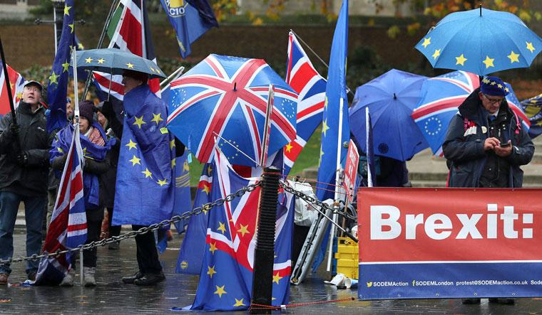 Britanski zastupnici podržali prijedlog Borisa Džonsona - Avaz
