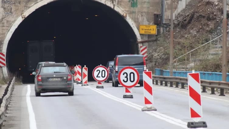 Saznajte gdje su danas radovi, na kojim dionicama je saobraćaj otežan i zabranjen