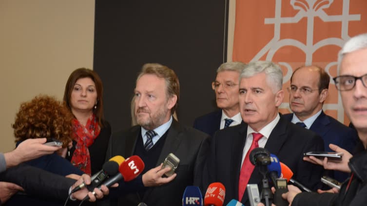 "Avaz" saznaje: Ovo je razlog otkazivanja sastanka SDA i HDZ-a BiH