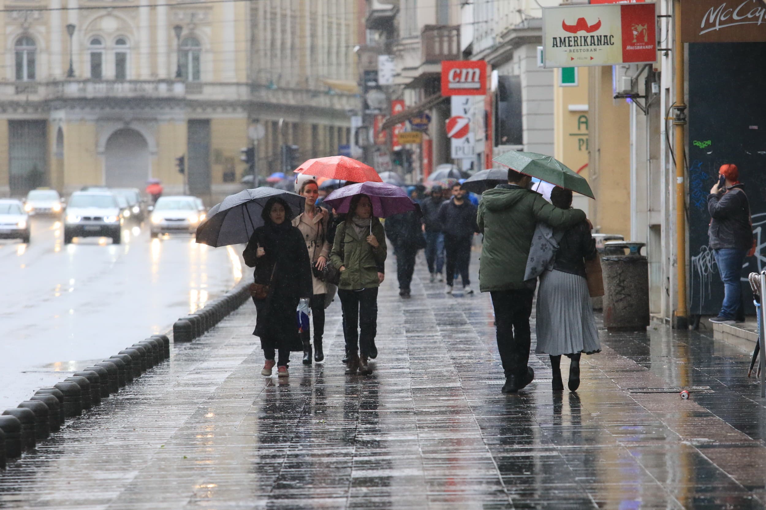 Ne zaboravite kišobrane: U BiH danas oblačno, intenzivnije padavine u Hercegovini