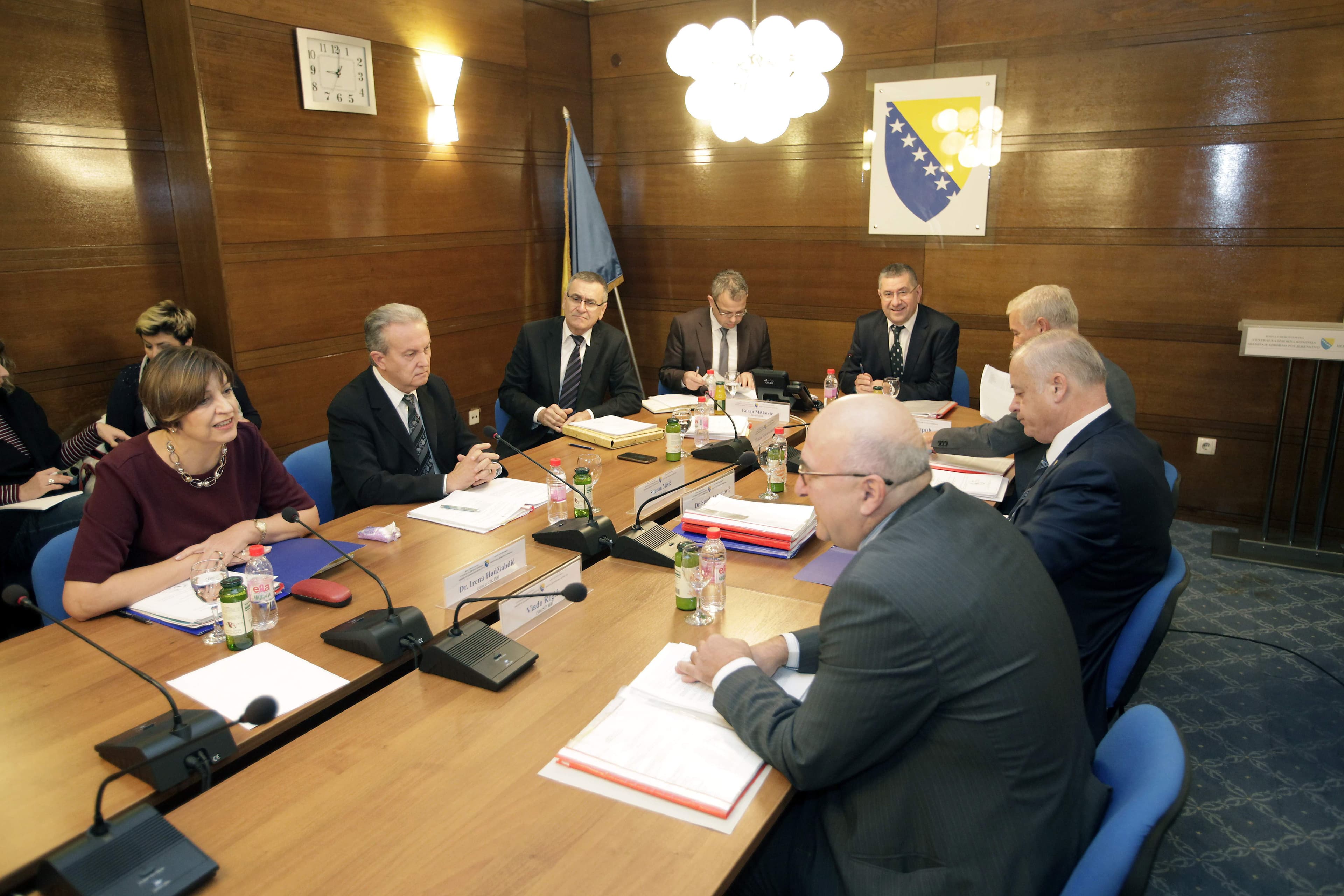 Još trojici članova CIK-a istječe mandat, novih ni na vidiku