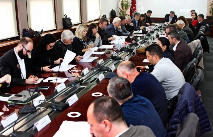 SDP BiH pozvao Predsjedništvo BiH da poduzme odlučne korake zbog stavova Emanuela Makrona