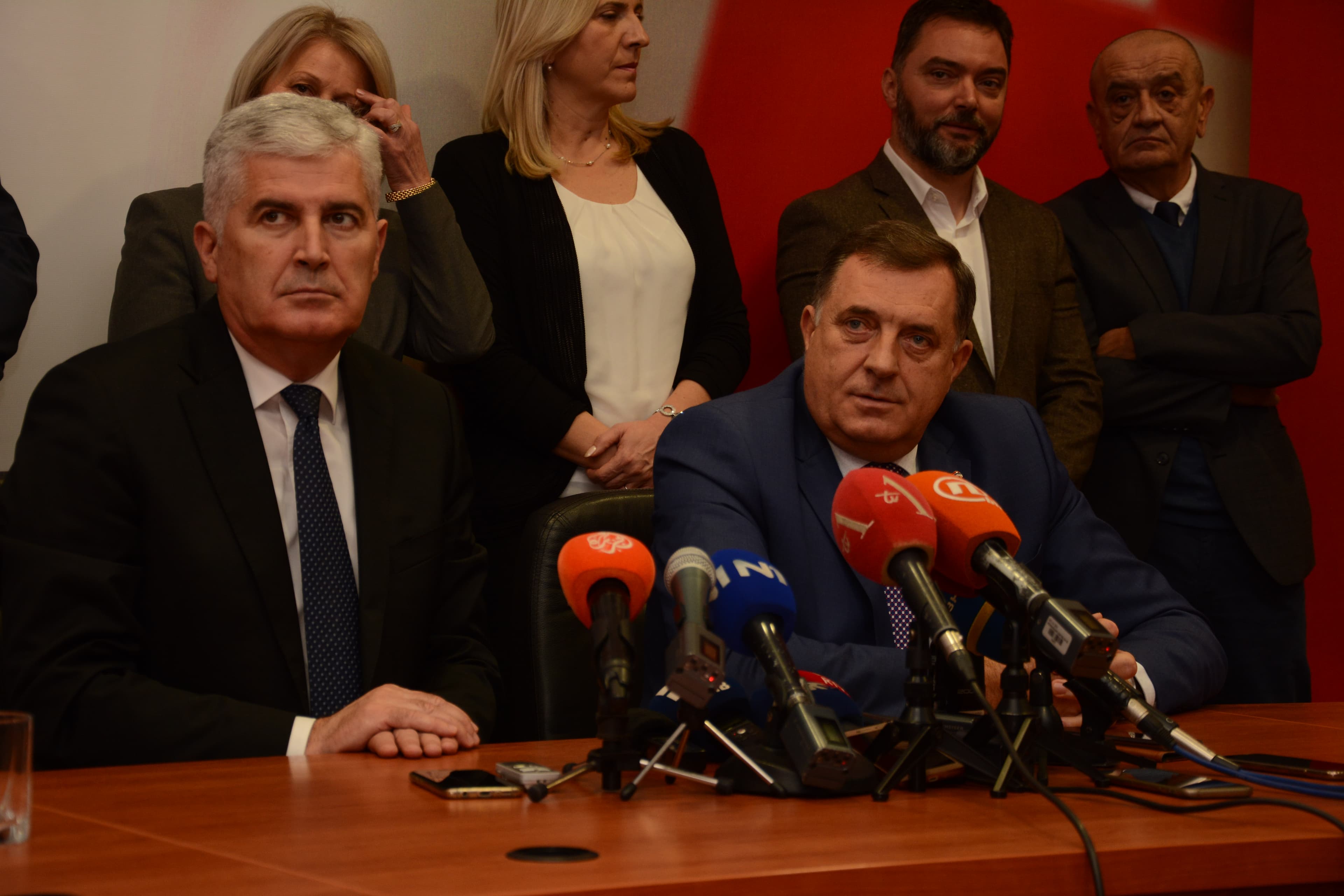 Završen sastanak delegacija HDZ-a i SNSD-a: Razumijevanje s obje strane, jedino optimizam nije zajednički