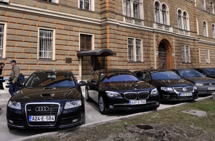 Obilježiti službena vozila institucija BiH i spriječiti zloupotrebe
