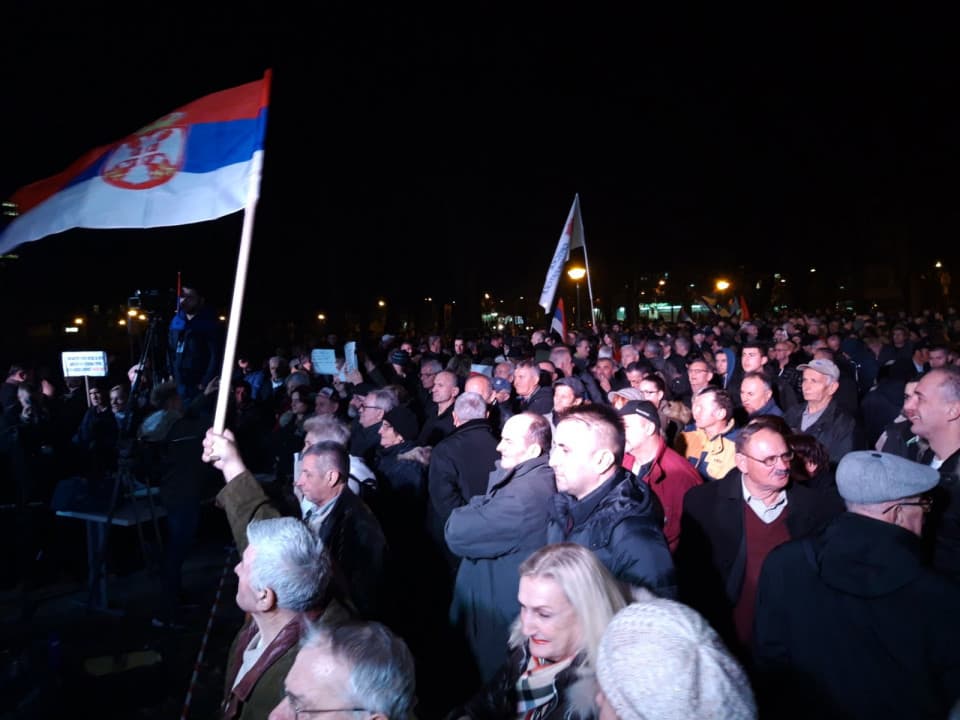 Narod je sluđen, poruke su iste