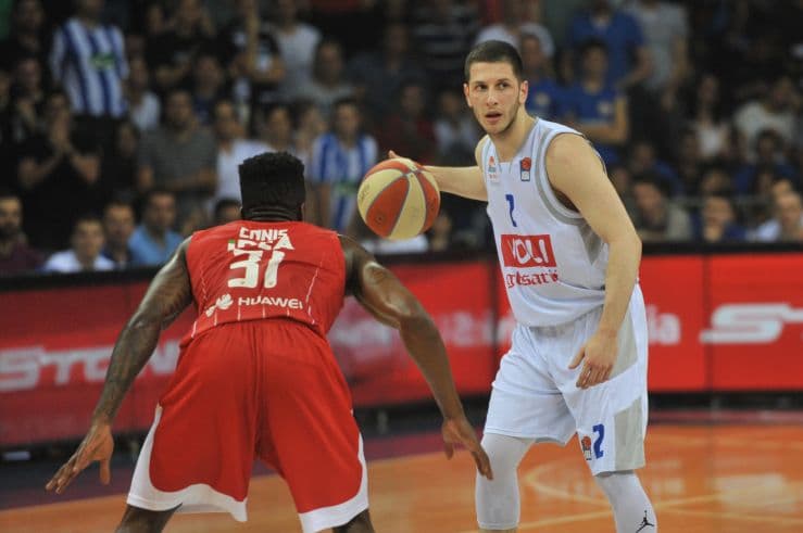Crvena zvezda zbog političkih tenzija zatražila odgodu utakmice u Podgorici