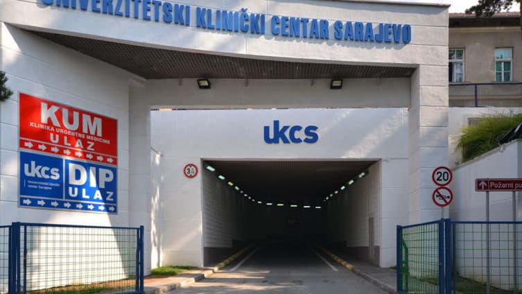 Napad u Hadžićima: Slomili mu nos u kafani