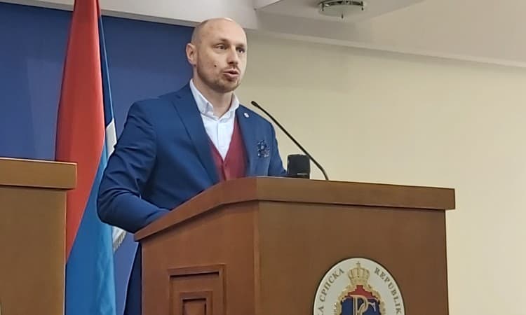 Predloženi zakoni za ukidanje 'bijelog hljeba' u RS