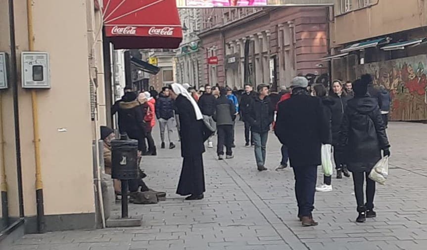 Časna sestra pokazala humanost - Avaz