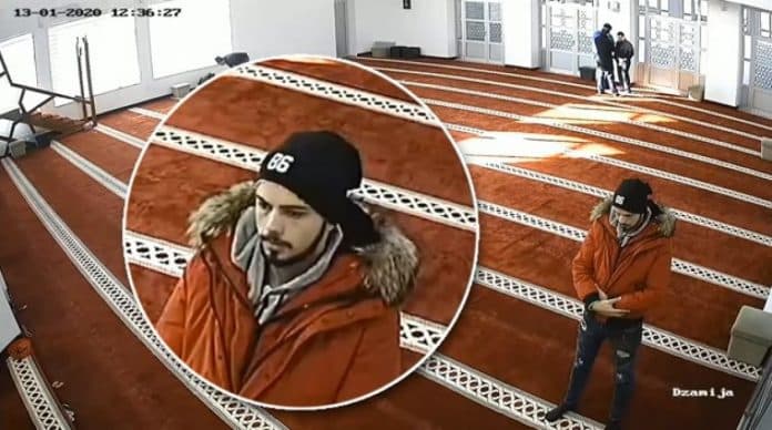 Prepoznajete li kradljivca sa snimka: Klanjao, a onda iz džamije ukrao dobrovoljne priloge