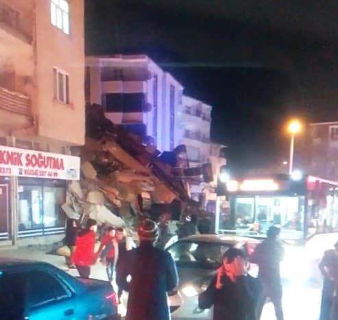 Prvi snimci nakon stravičnog zemljotresa u Turskoj