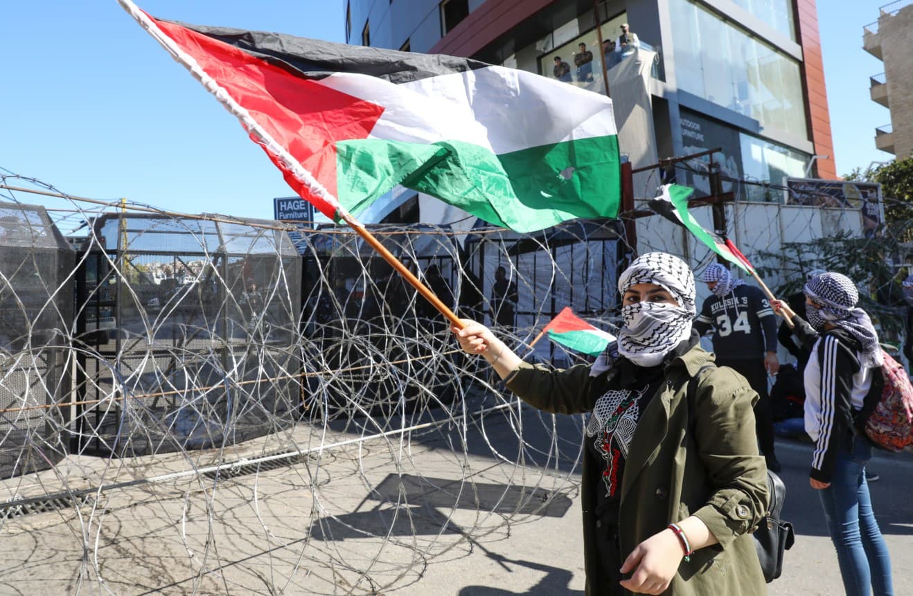 Neki demonstranti su uzvikivali: "Smrt Americi'' - Avaz
