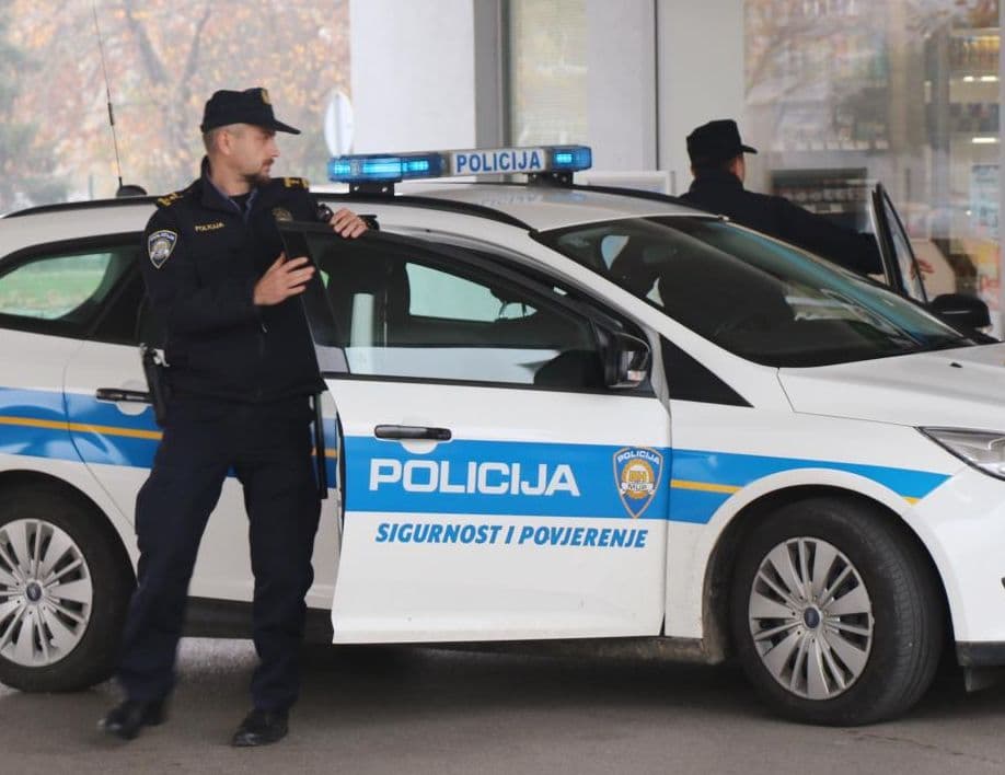 Slučaj kod Splita: Baka organizirala otmicu unuke, u sve umiješana i policajka