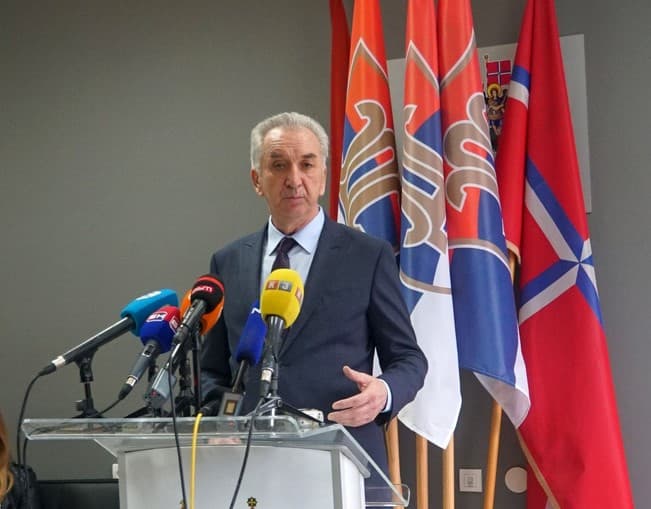 Šarović: Tihi ulazak u NATO već sada je potpuno očigledan