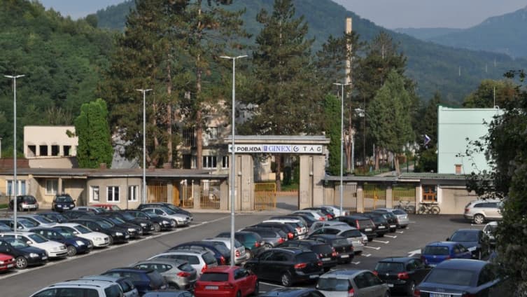 Nova eksplozija u goraždanskom "Ginexu": Radnica zadobila povrede šake