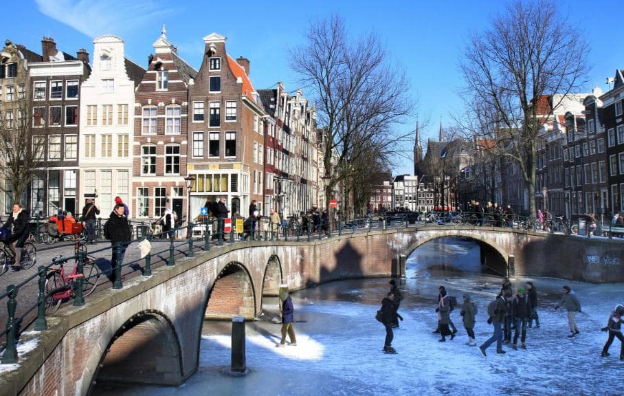 Totalni obrat: U Amsterdamu planiraju zabraniti marihuanu