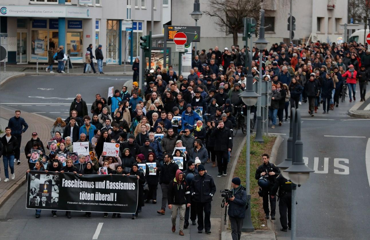 Građani njemačkog Hanaua protestirali protiv rasizma i mržnje