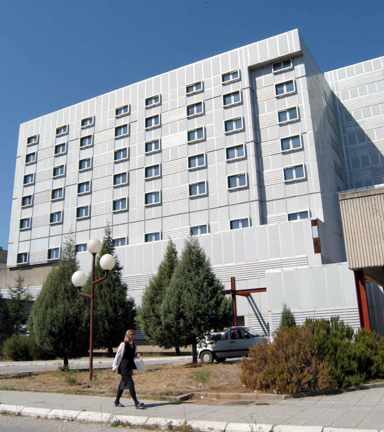 Mostarac negativan na koronavirus