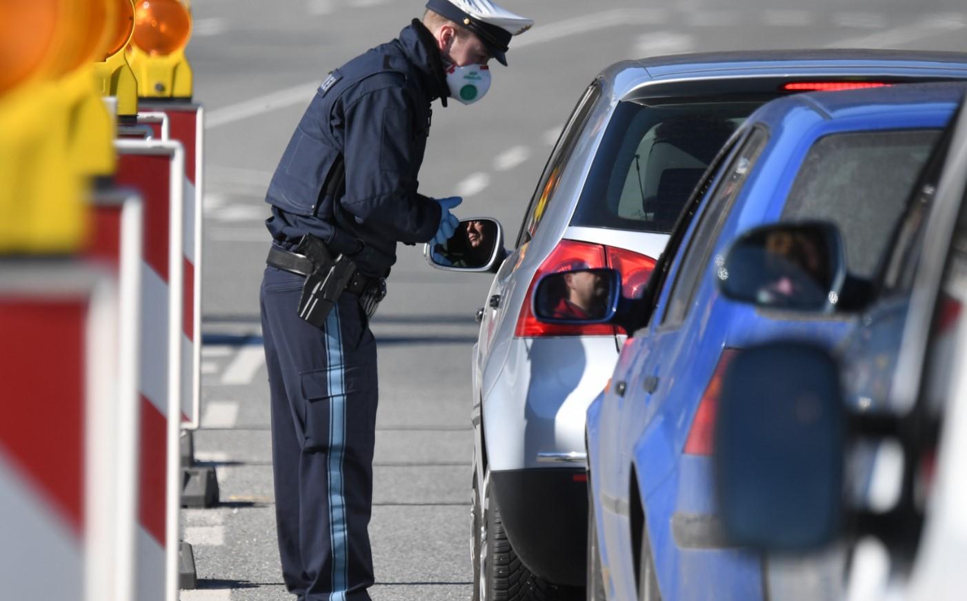 Njemačka zatvorila granice u pokušaju suzbijanja koronavirusa