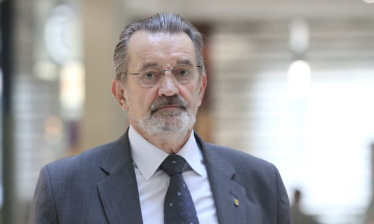 Nakaš: Sve zarazne bolesti imaju određeni model ponašanja - Avaz