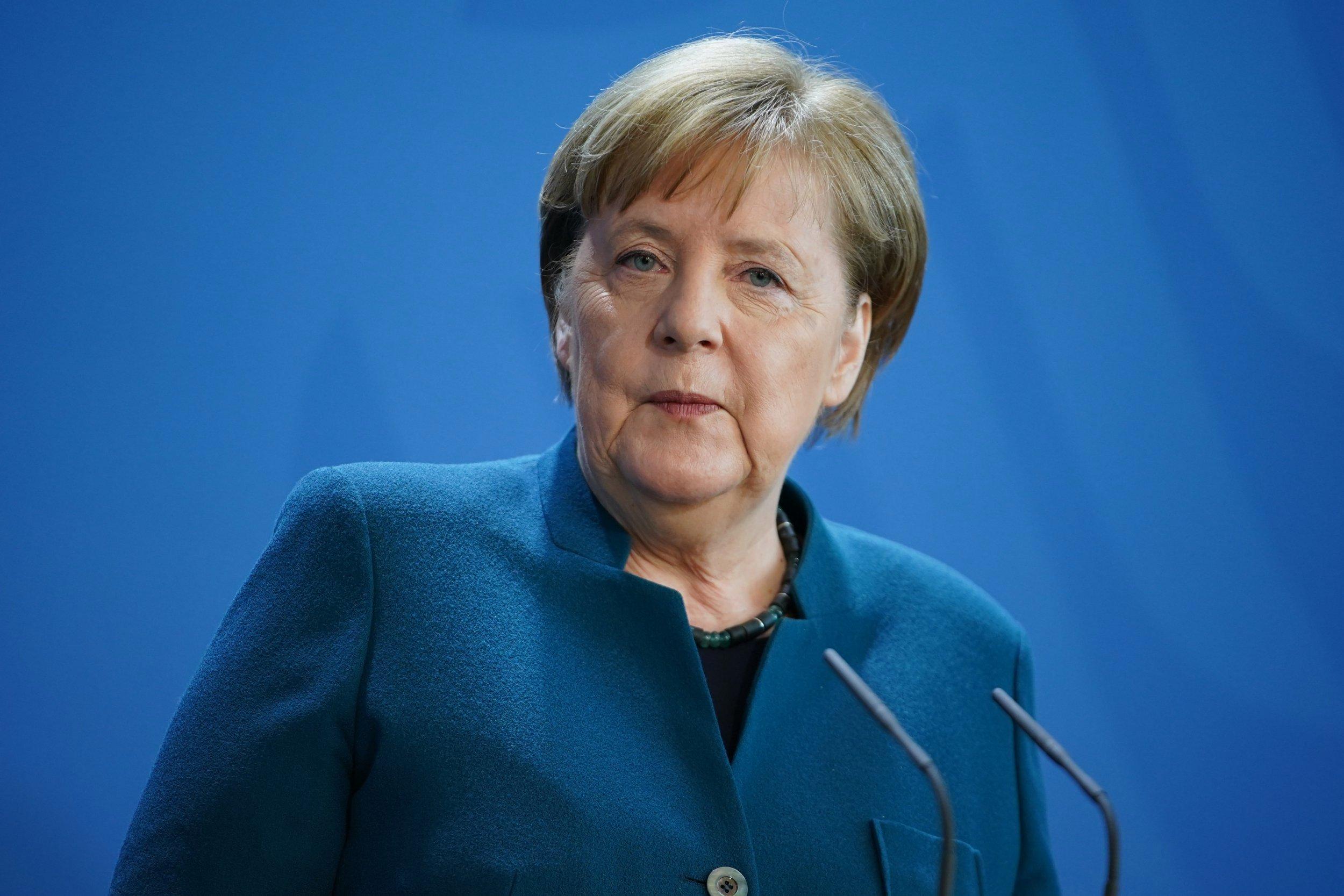 Angela Merkel se testirala na koronavirus